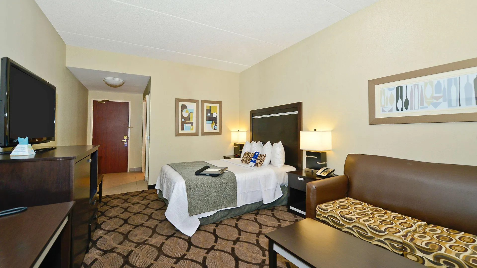 Best Western Plus Travel Hotel Toronto Airport