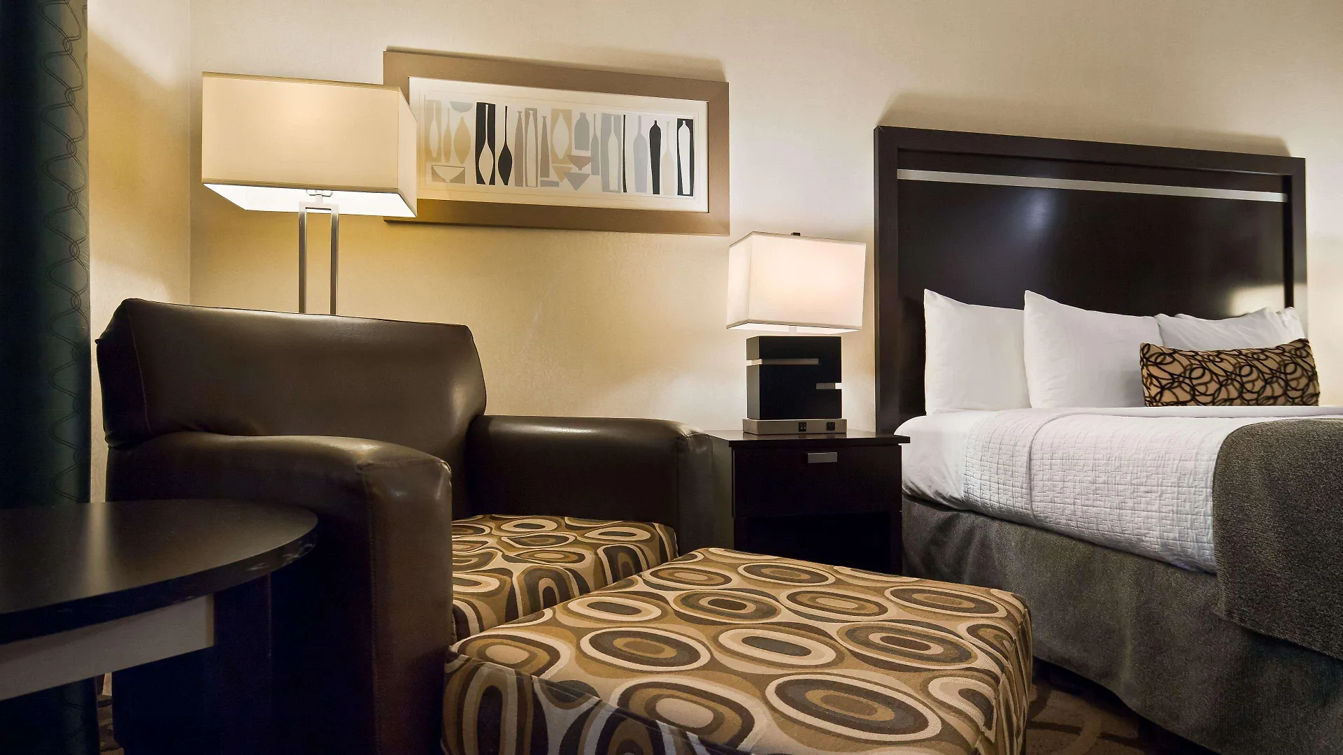 Best Western Plus Travel Hotel Toronto Airport 3*,