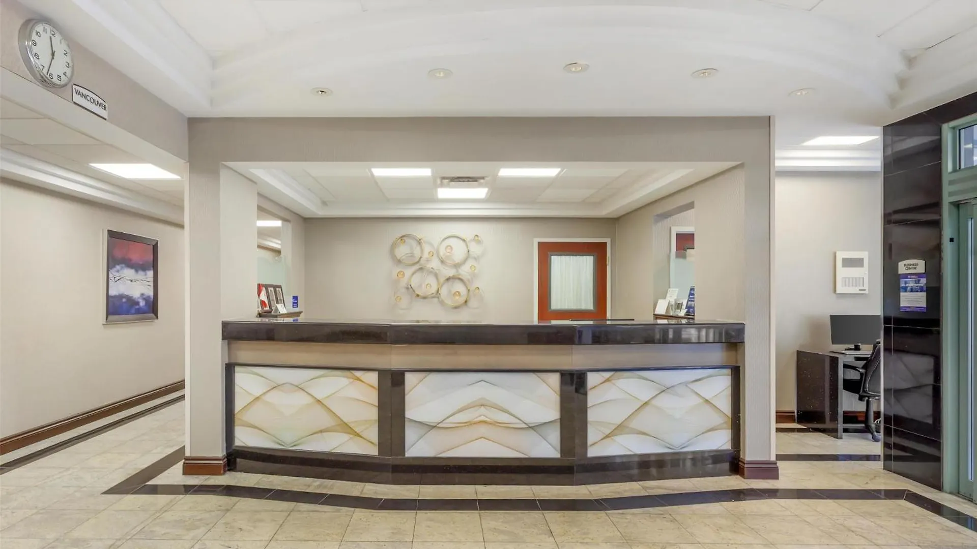 Best Western Plus Travel Hotel Toronto Airport 3*,  Canada