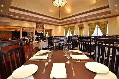 Best Western Plus Travel Hotel Toronto Airport