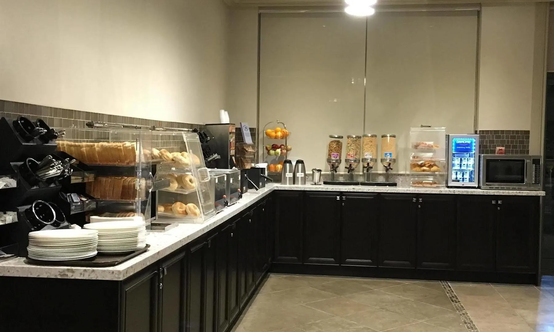 Best Western Plus Travel Hotel Toronto Airport 3*,