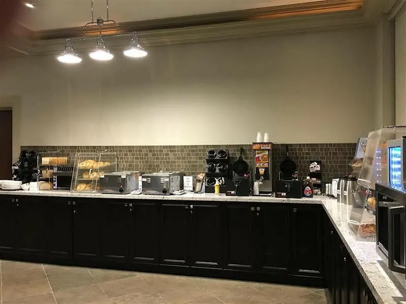 Best Western Plus Travel Hotel Toronto Airport