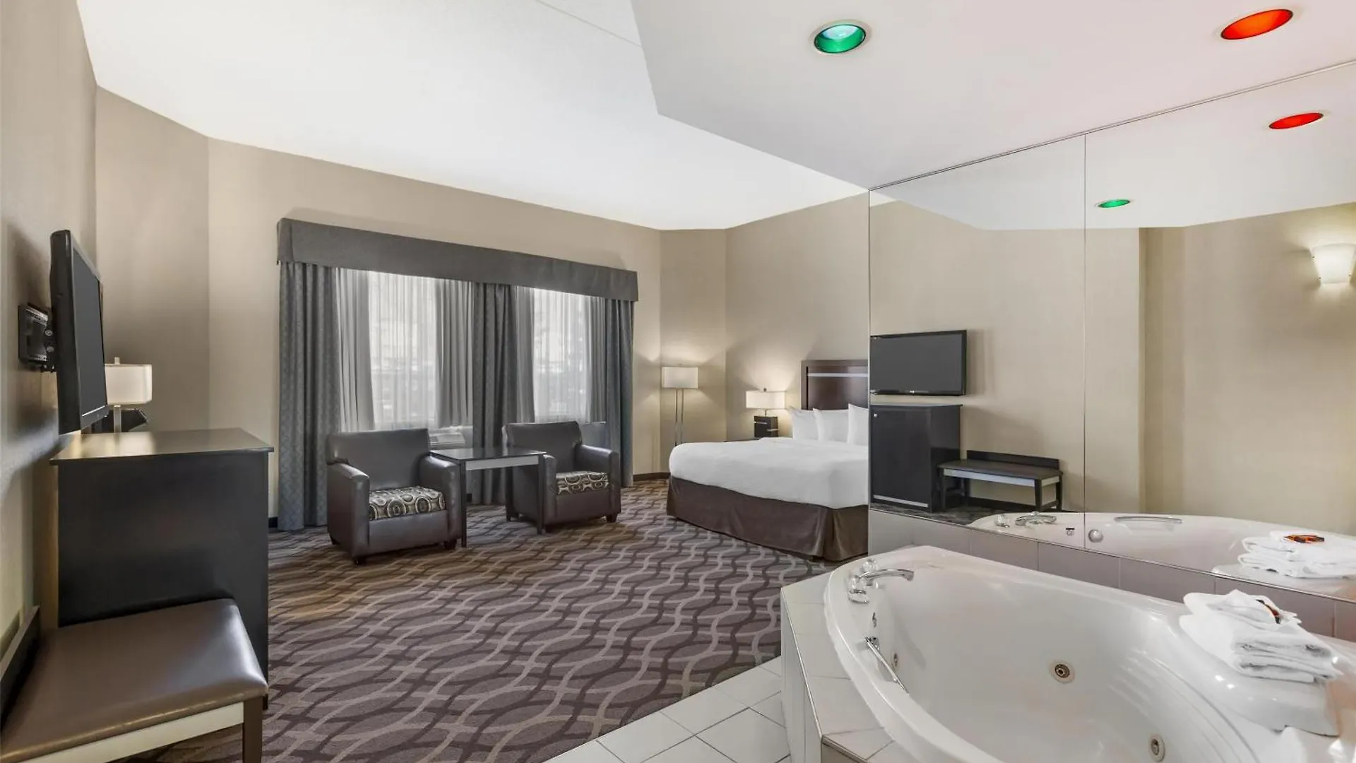 Best Western Plus Travel Hotel Toronto Airport 3*,  Canada