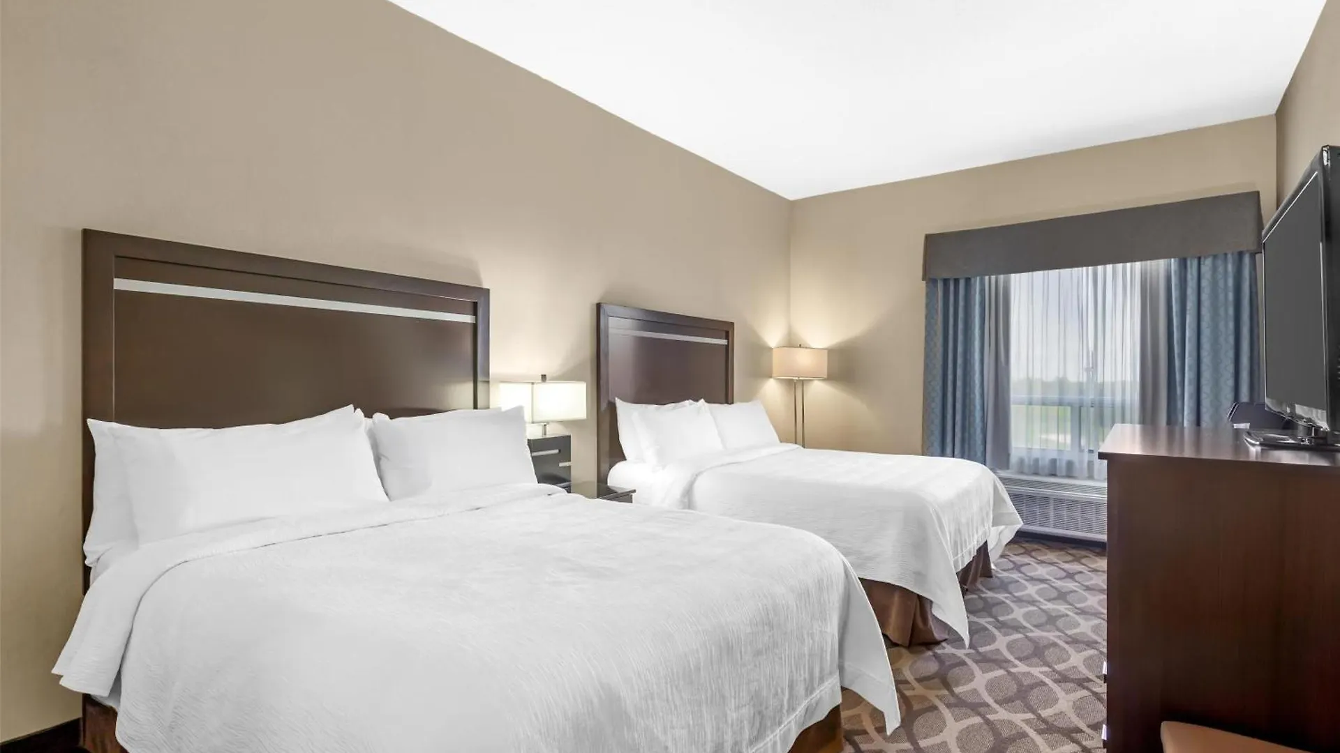 Best Western Plus Travel Hotel Toronto Airport