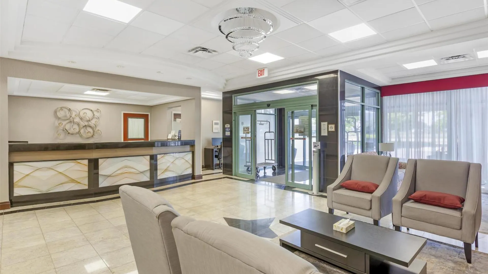 Best Western Plus Travel Hotel Toronto Airport